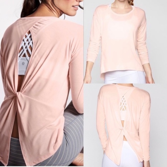 Athlete keyhole twist back top L - Picture 2 of 4